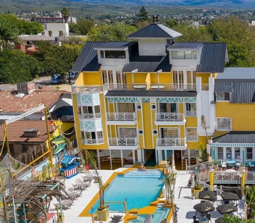 Hotel Club House วิญาการ์ลอสปาซ ภายนอก รูปภาพ
